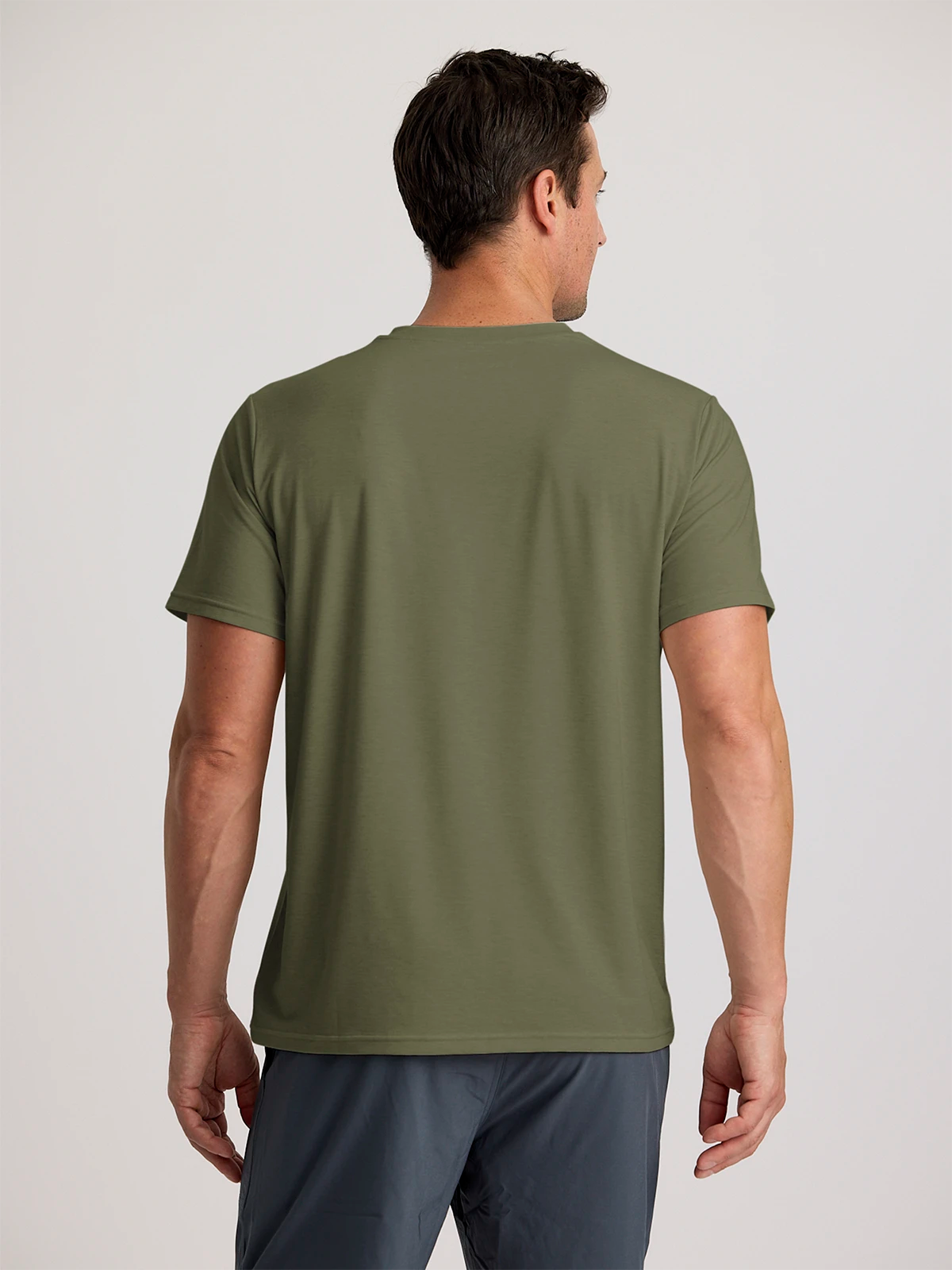 Men's Elevate Lightweight Tee - Fatigue