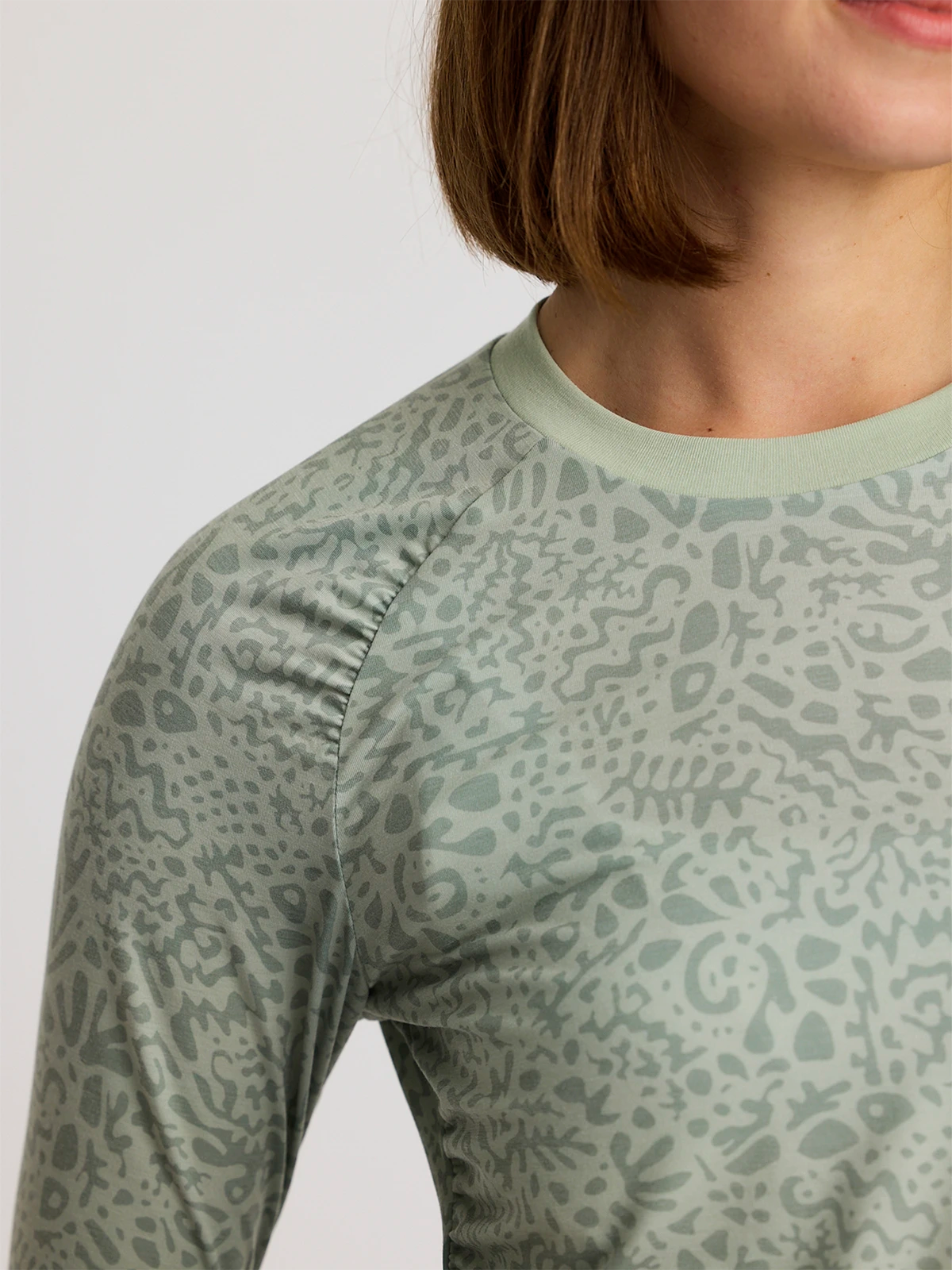 Women's Elevate Lightweight Fitted Long Sleeve - Drifter Print Desert Sage