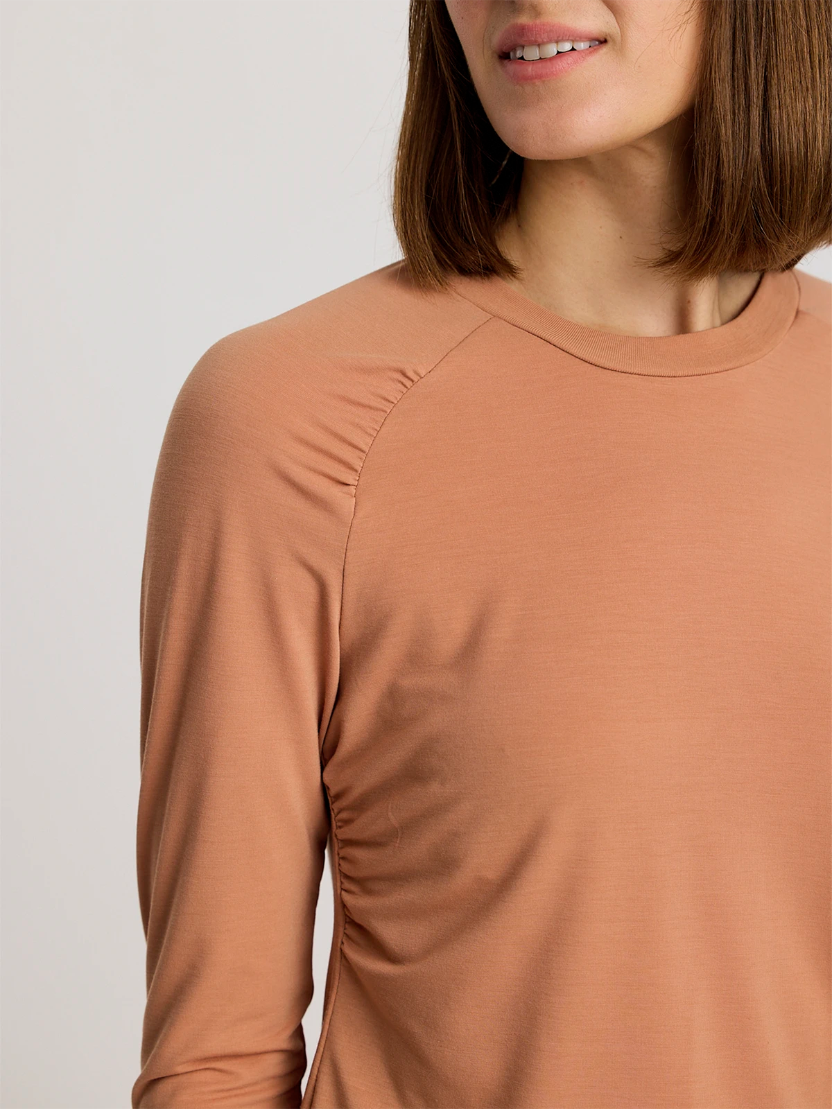 Women's Elevate Lightweight Fitted Long Sleeve - Canyon Clay