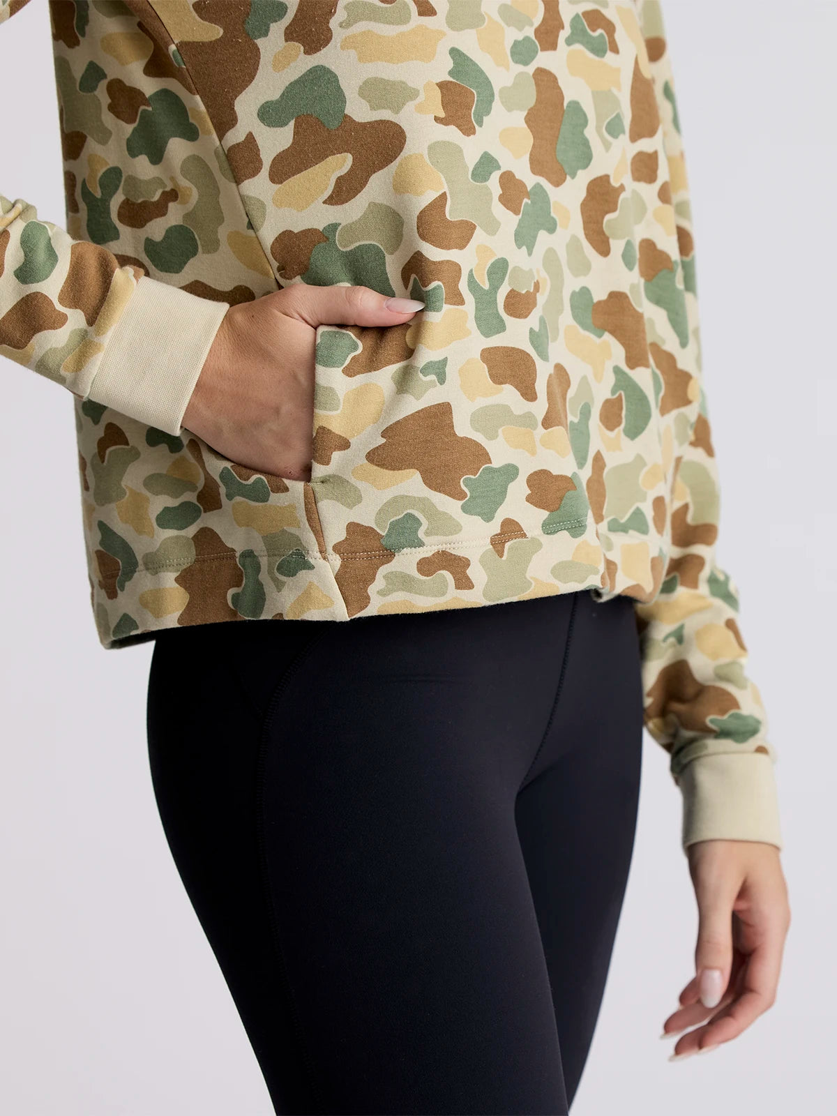 Women's Bamboo Lightweight Fleece Cropped Hoodie - Vintage Camo