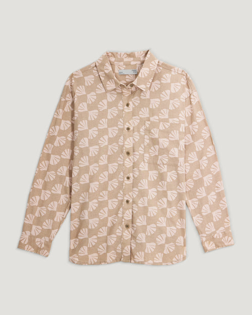 Women's Sullivan's Shirt - Sea Scallop Print Desert Tan