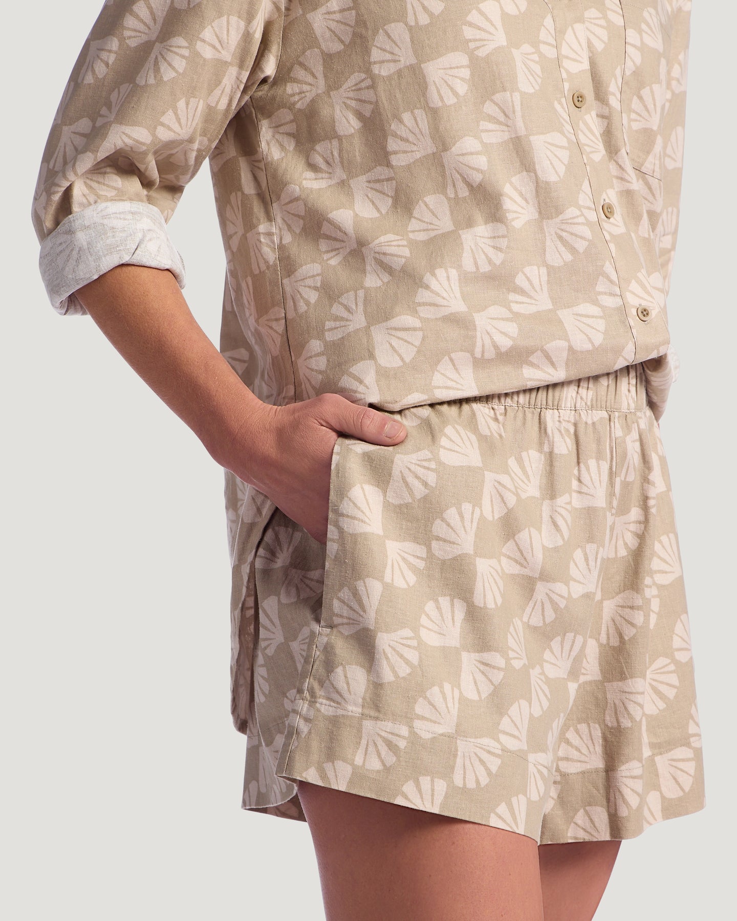 Women's Sullivan's Short - Sea Scallop Print Desert Tan