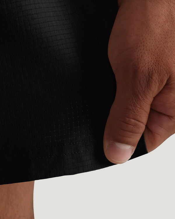 Men's Breeze Vent Short - Black