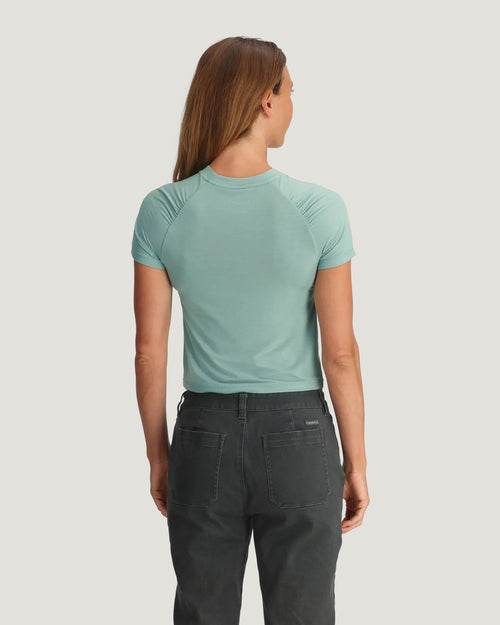 Women's Elevate Lightweight Fitted Tee - Ocean Mist