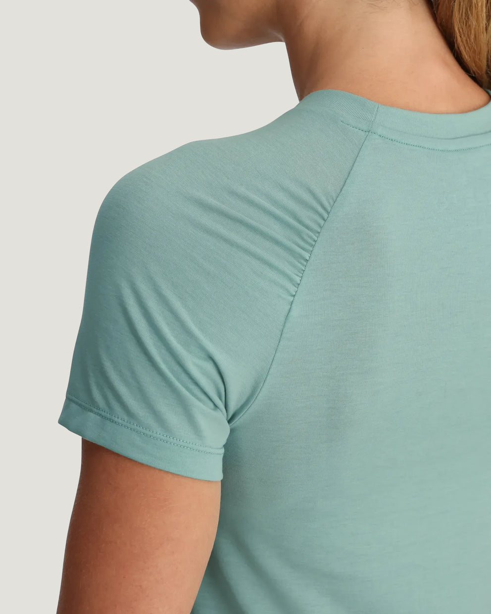 Women's Elevate Lightweight Fitted Tee - Ocean Mist