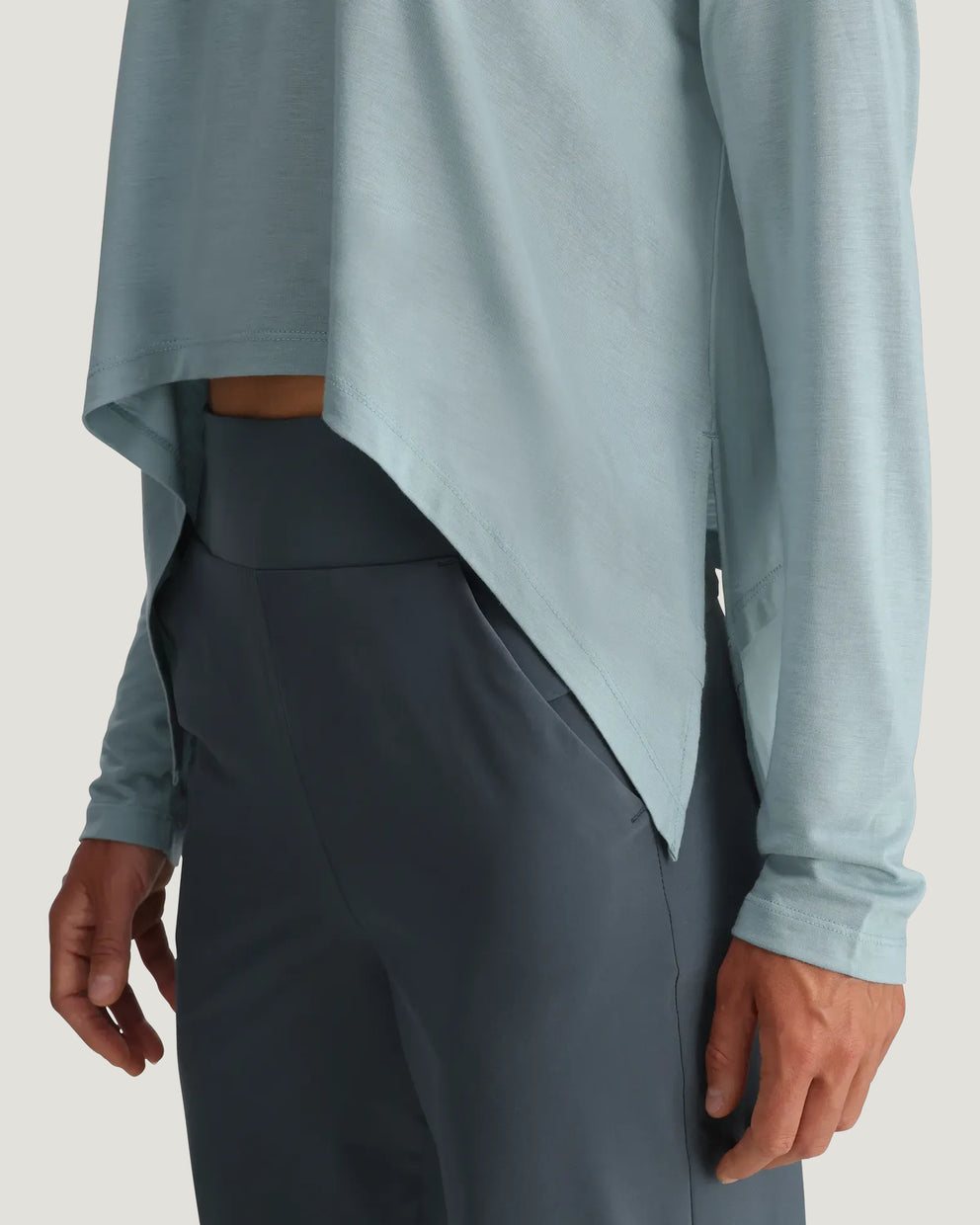 Women's Bamboo Lightweight Cropped Long Sleeve - Ocean Mist