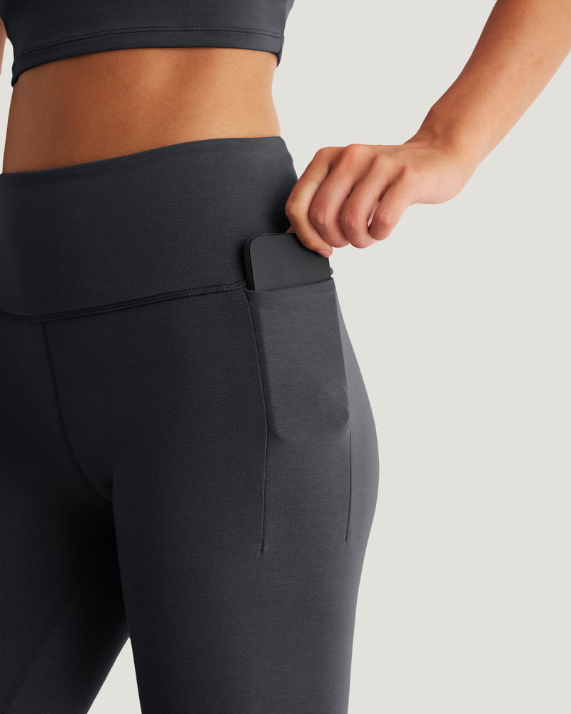 Women's Terraflow Pocket Legging - Black