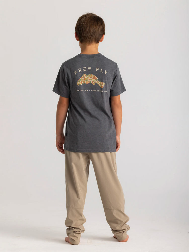 Youth Vintage Camo Redfish Tee - Heather Black Sand