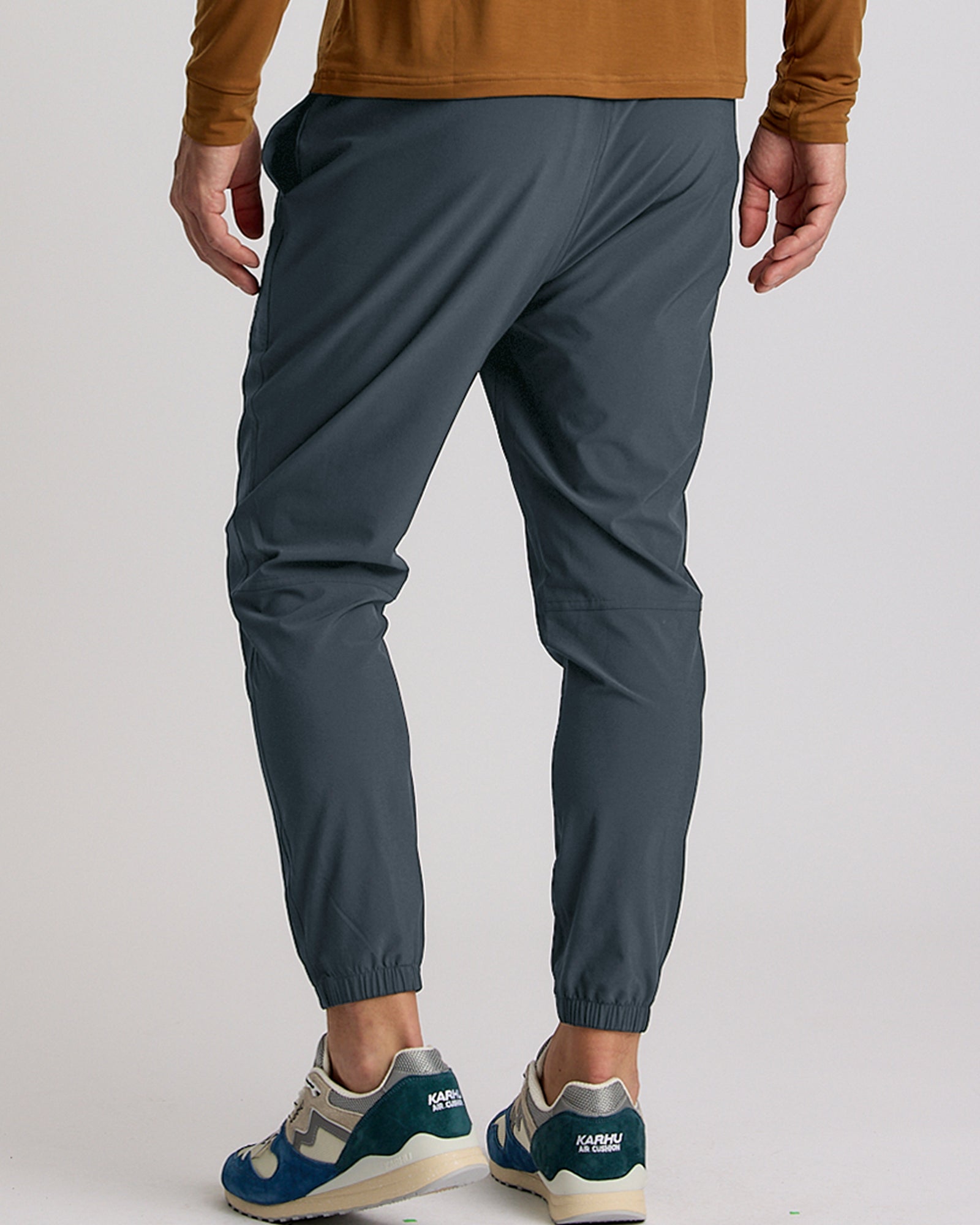 新品　BRIEFING STORMFLEECE JOGGER PANTS L Men's Active Breeze Jogger - Storm Cloud – Free Fly Apparel