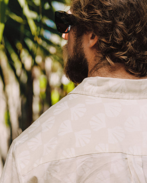 Men's Harbor Short Sleeve Shirt - Sea Scallop Print Birch