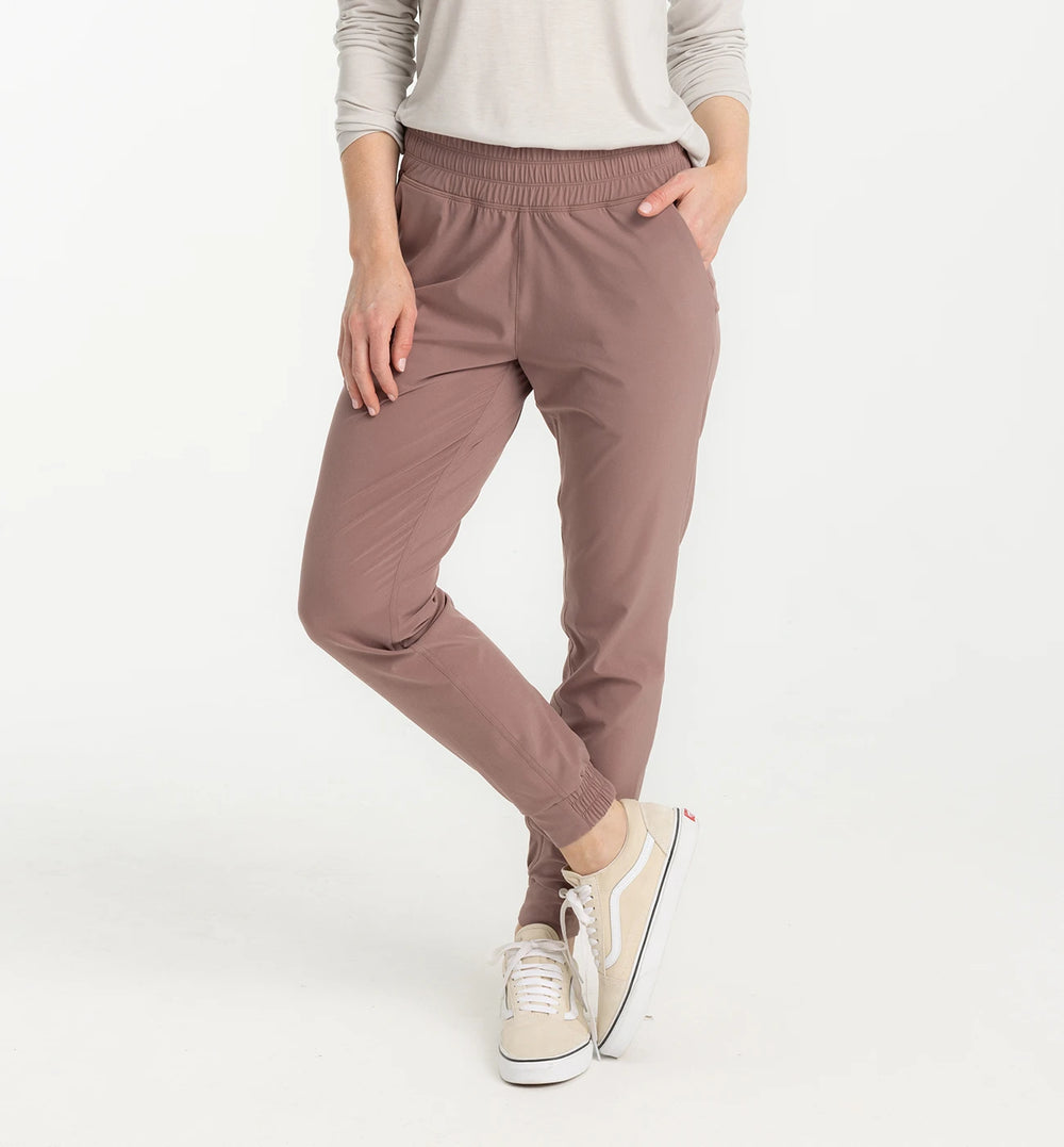 Women's Breeze Pull-On Jogger - Fig second image