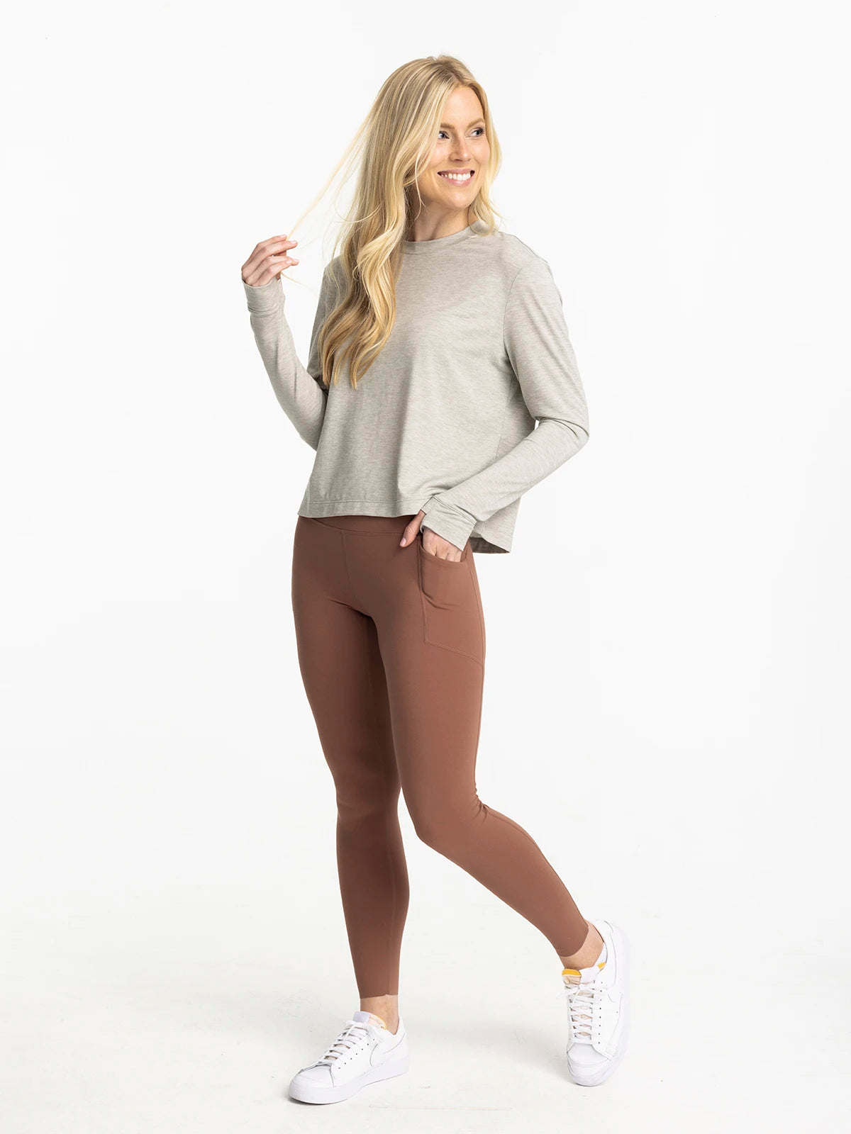 Women's Elevate Long Sleeve - Heather Sandstone