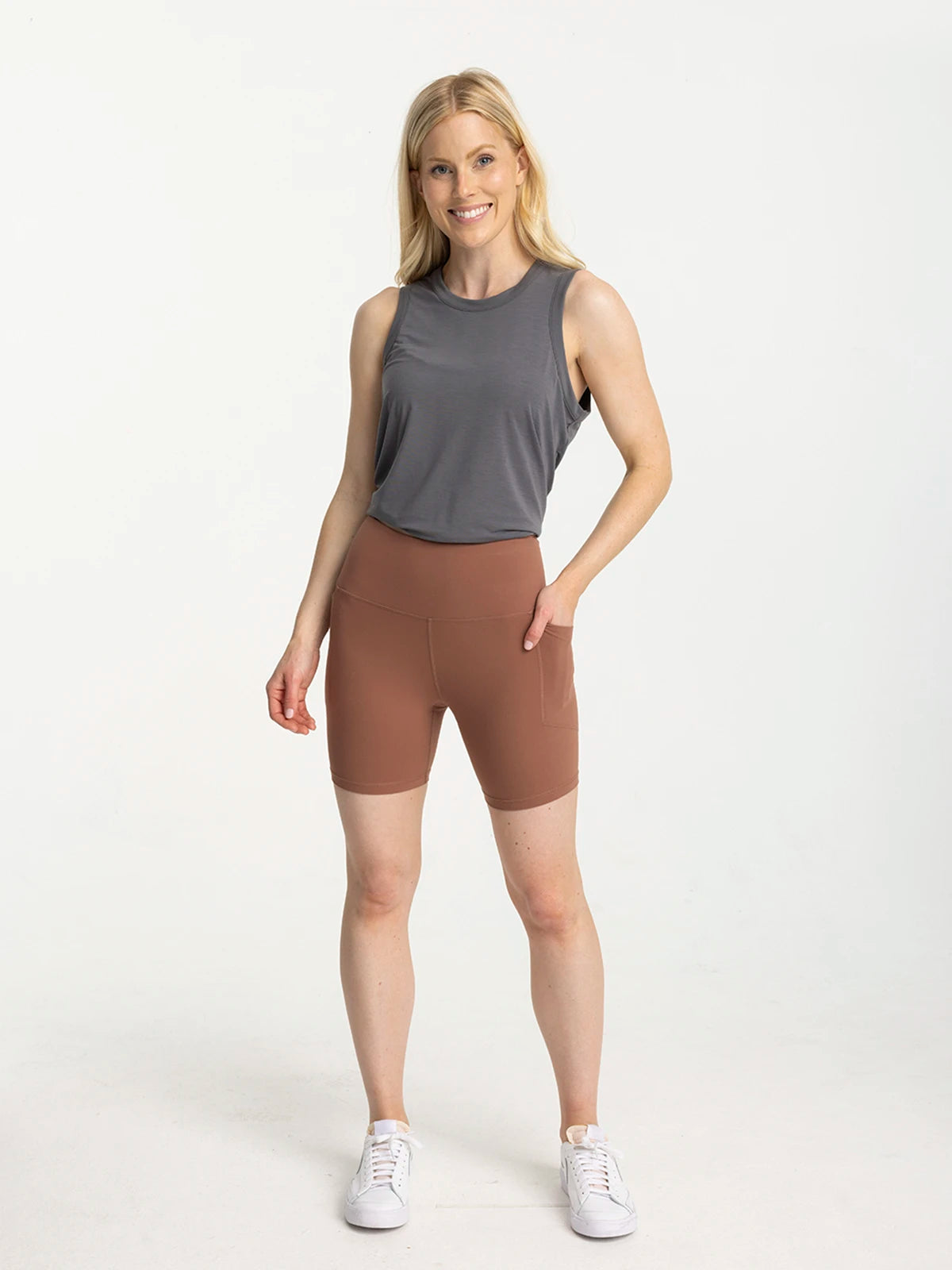 Women's All Day 6" Pocket Short - Baltic Amber