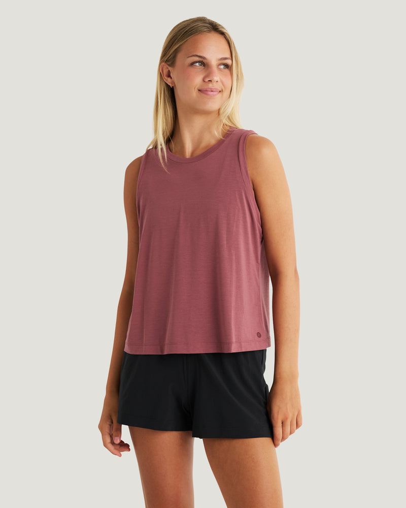 Women's Elevate Lightweight Tank - Plum