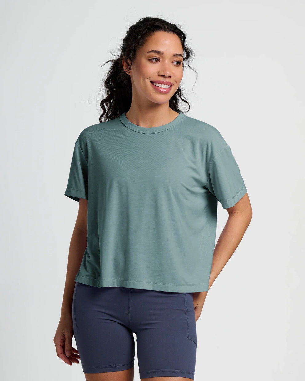 Women's Elevate Lightweight Tee - Stormy Sea