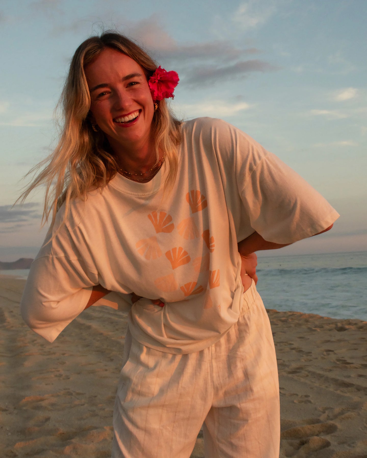 Women's Sea Scallop Tee - Heather Sea Salt