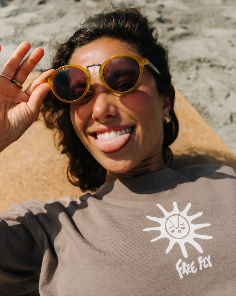 Women's Sunny Days Oversized Cropped Tee - Fossil