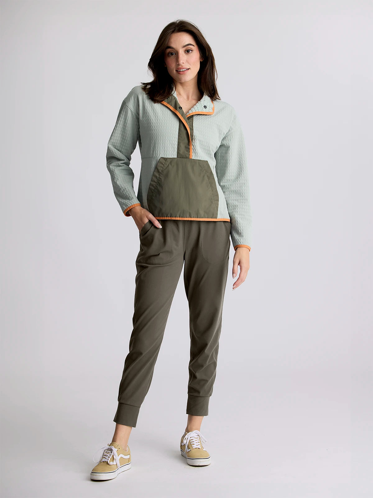 Women's Highmile Fitted Jogger - Smokey Olive