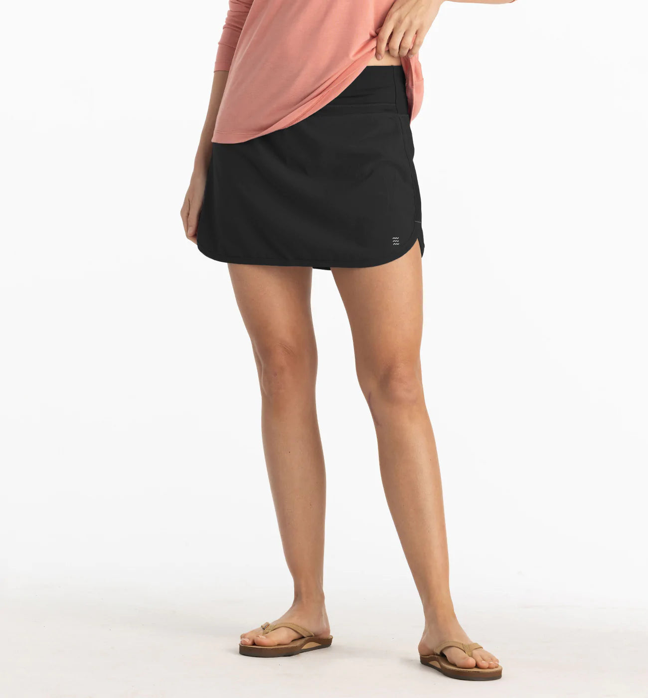 Shorts with a skirt (skort) are a fashion hit this summer!